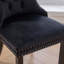 Chaise rembourrée capitonnée en velours de bois massif-953334311