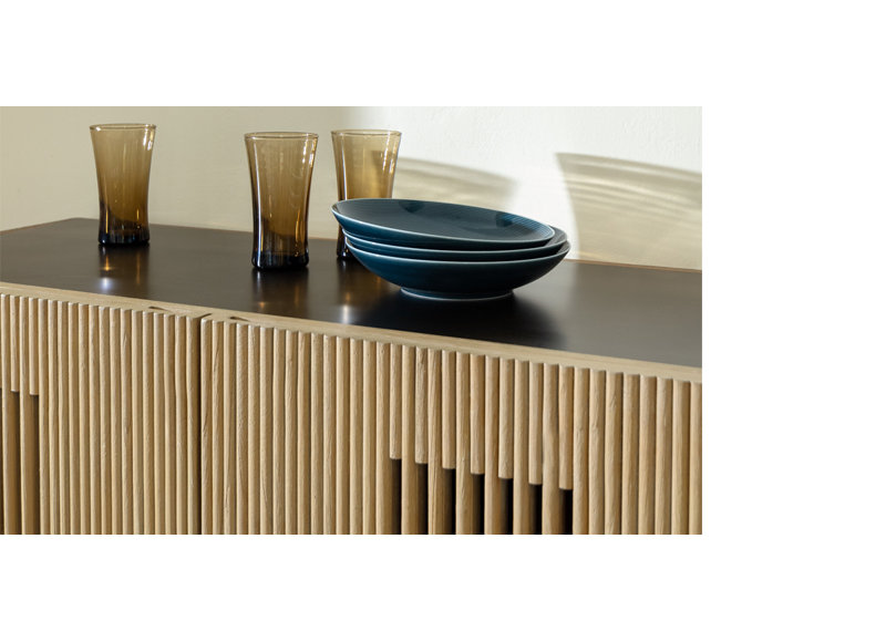 Lamar 66'' W Solid Wood Sideboard