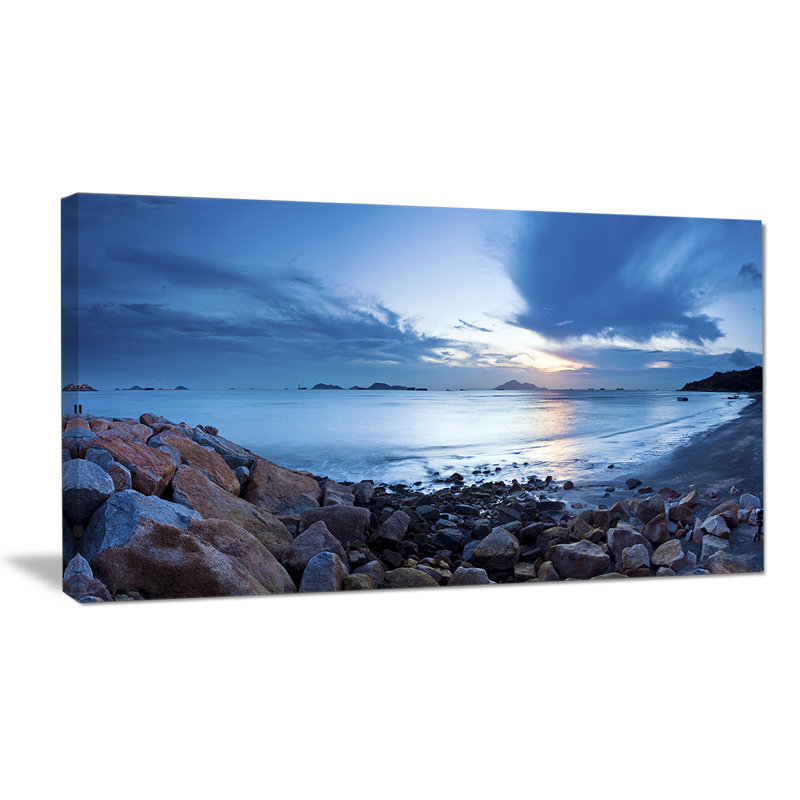 «Blue Sea Sunset on Sandy Coastline», reproduction de photo sur toile tendue, H 28 x l 60 po x P 1 po