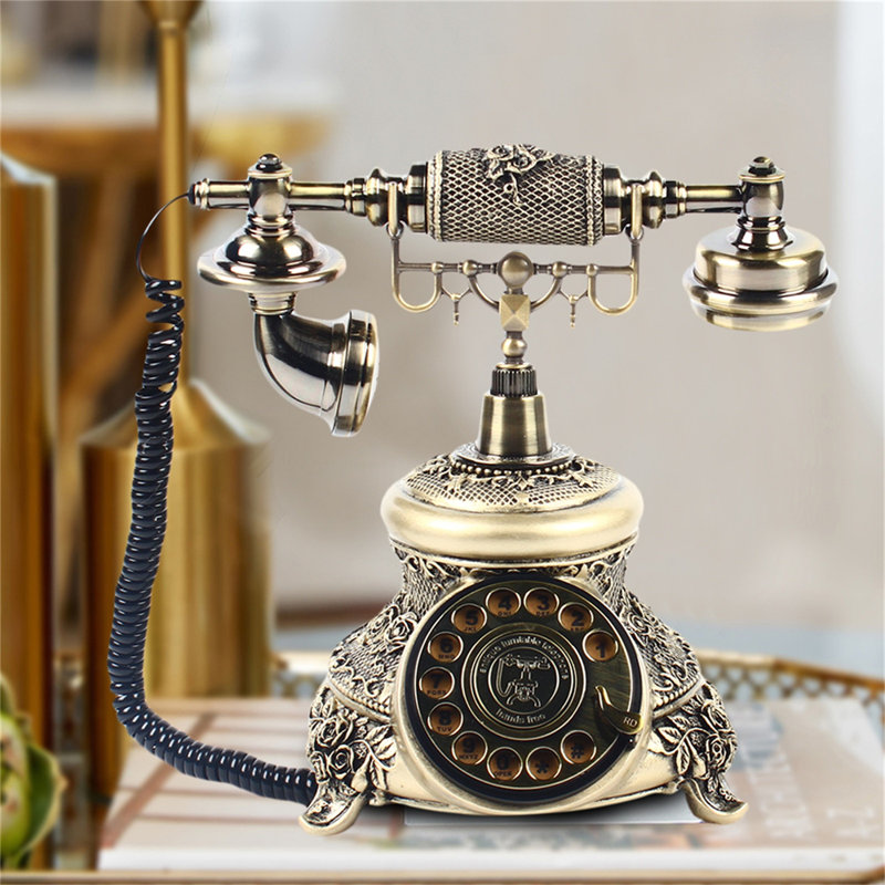 Téléphone scolaire antique à l'ancienne