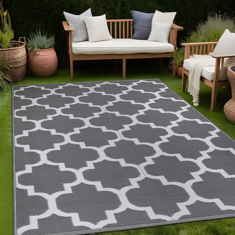 Tapis intérieur / extérieur gris / blanc cassé Aldo, Rectangle 5 pi x 7 pi