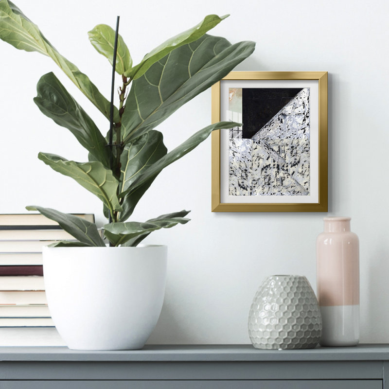 «Tiles & Texture Abstract Angles II», reproduction encadrée, H 28,5 po x l 20,5 po, Doré