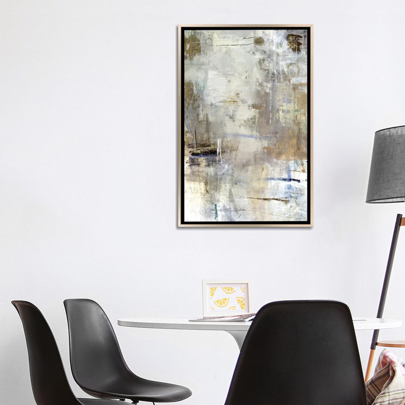 «Asking For White» par Julian Spencer, reproduction, H 40 po x l 26 po x P 1,5 po, Toile encadrée champagne