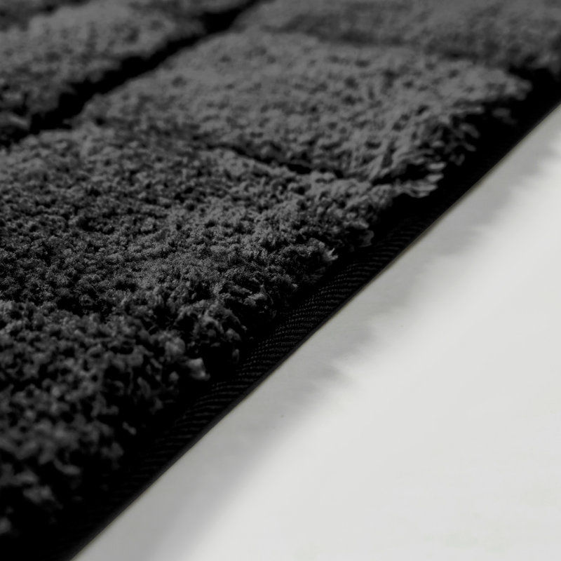 Microfiber / Microsuede Bath Mat, BLACK Geometric