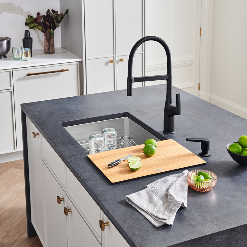 Quatrus Ash Wood Cutting Board