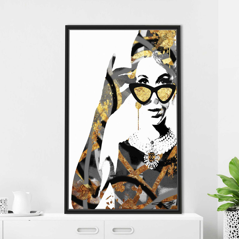 Excuse Me (Vertical) par By Jodi - impression, Cadre flottant noir, H 51,5 po x l 31,5 po x P 2 po