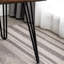 Table de salle à manger rustique en pin foncé avec base en épingle robuste en métal