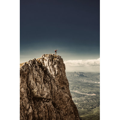Homme au sommet d'une montagne par Milan2099
