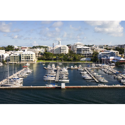 Yacht Club in Hamilton by Mdgmorris