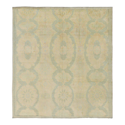 Antique One-of-a-Kind 9'0x9'9 Hand Knotted Area Rug