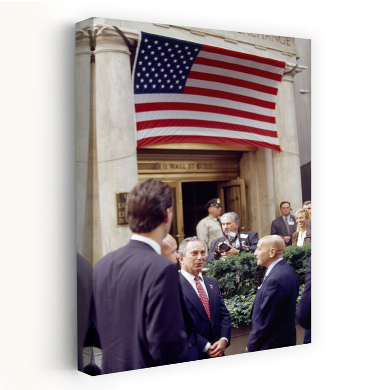 Maire de New York, Michael R. Bloomberg, Wall Street, Manhattan, New York, architecture contemporaine, art mural