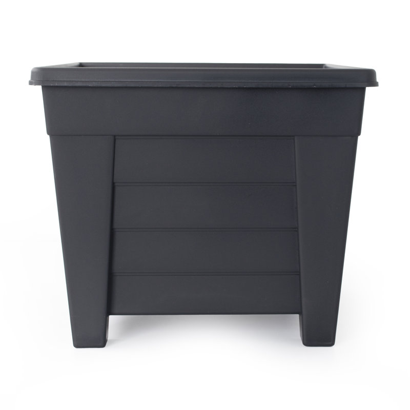 Adhnan Planter Box