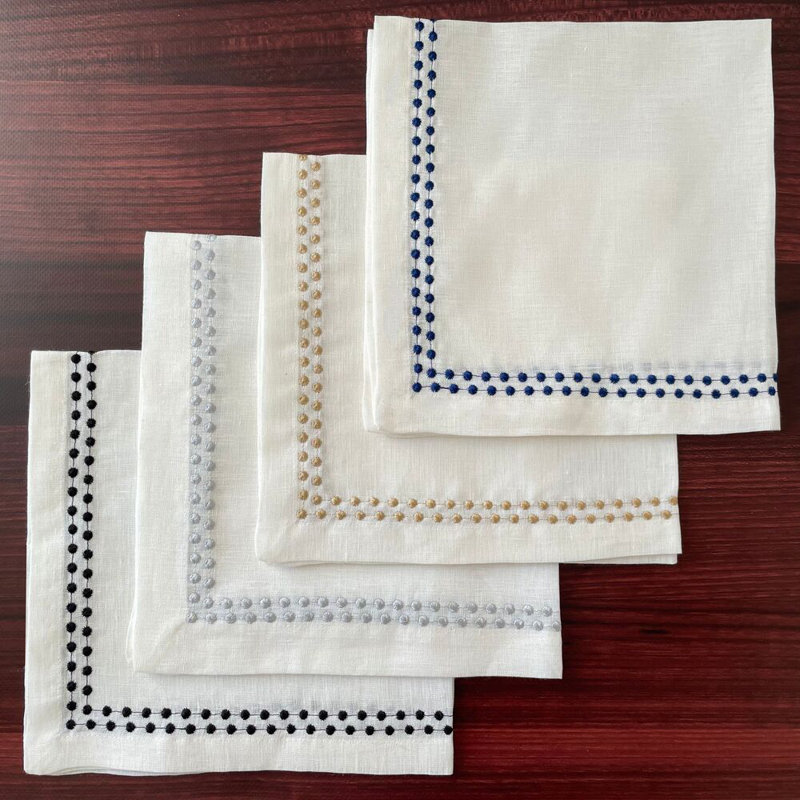 Pearls Square Napkins, White/Navy