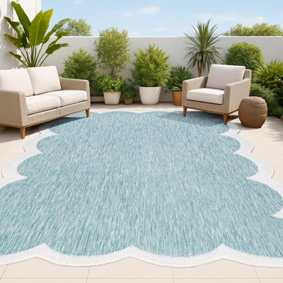 Alice Classic Cottage Two-Tone Scalloped Turquoise/Cream Indoor/Outdoor Rug