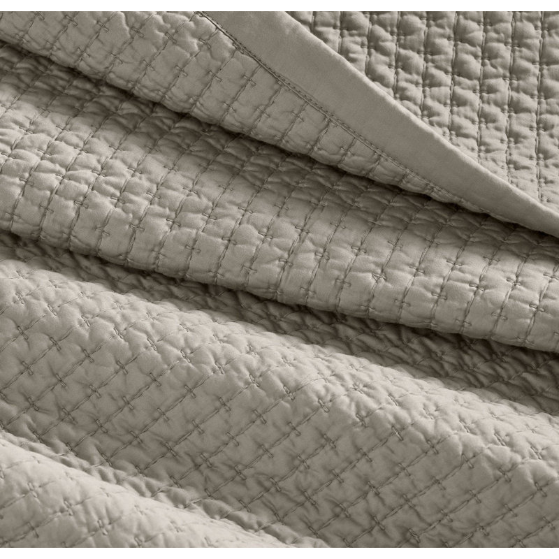 Signature Textured Stitch Quilt, Pewter, King/Cal. King Quilt