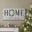 Toile tendue avec châssis de qualité supérieure Home For The Holidays - prête à être accrochée-101148135