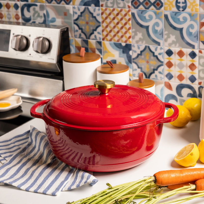 Cocotte en fonte Lodge, H 6,7 po x l 12,93 po, Rouge