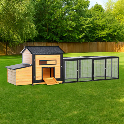 Spacious Chicken Coops, Solid Wood Farmhouse Style For Backyard Home