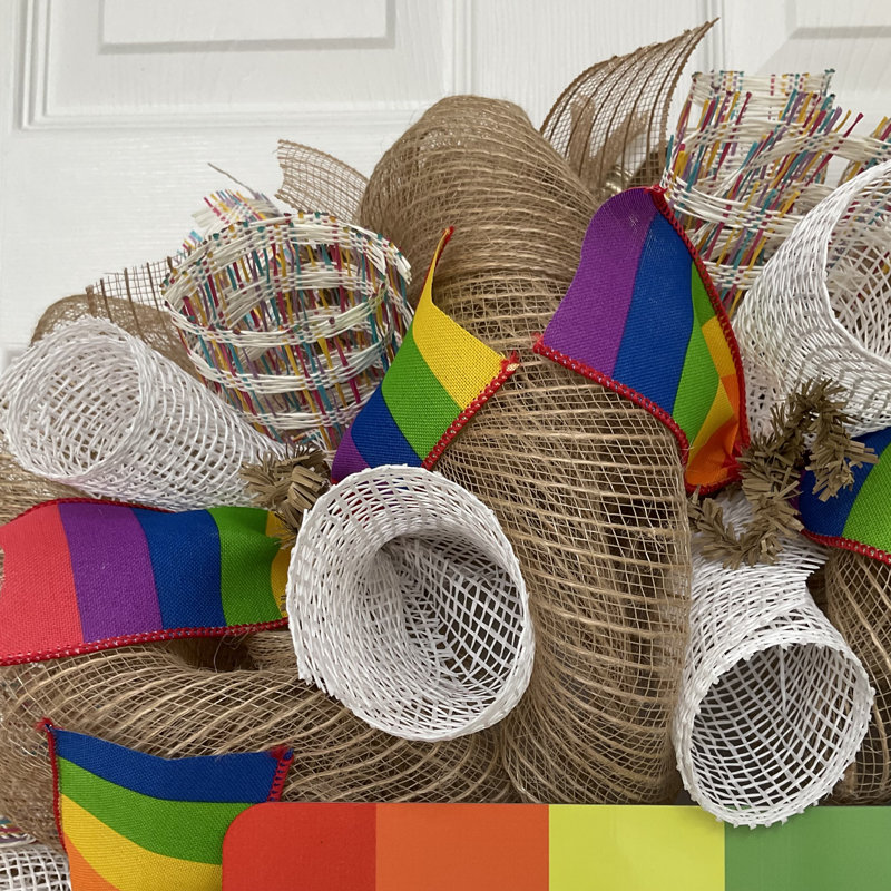 Pride Love Wreath, Oui