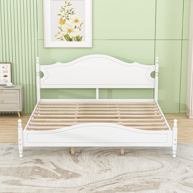 Lit plateforme très grand en bois avec tête de lit et lattes, White