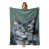 Chat gris moelleux