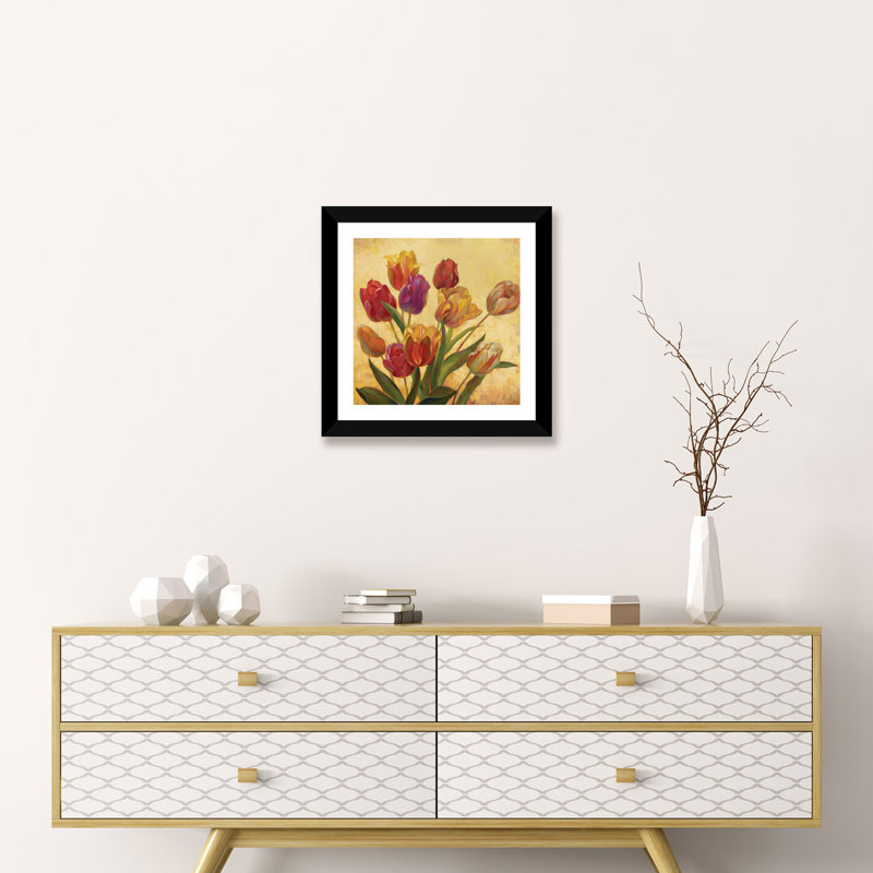 «Tulip Bouquet» par Emma Styles - impression d'art graphique, H 16 po x l 16 po x p 1 po, Papier encadré noir