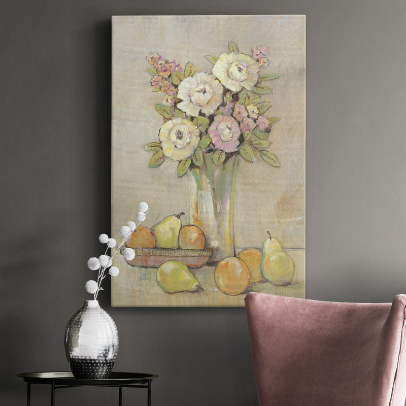 Still Life Study Flowers and Fruit I - peinture sur toile tendue, H 18 po x l 12 po x P 1 po