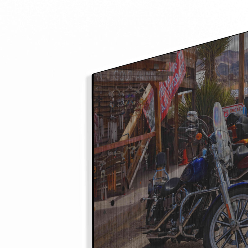 «Route 66 Fun Run Oatman Motorcycles» par Mike Jones - impression sans cadre sur métal, H 12 po x l 16 po x P 0,13 po