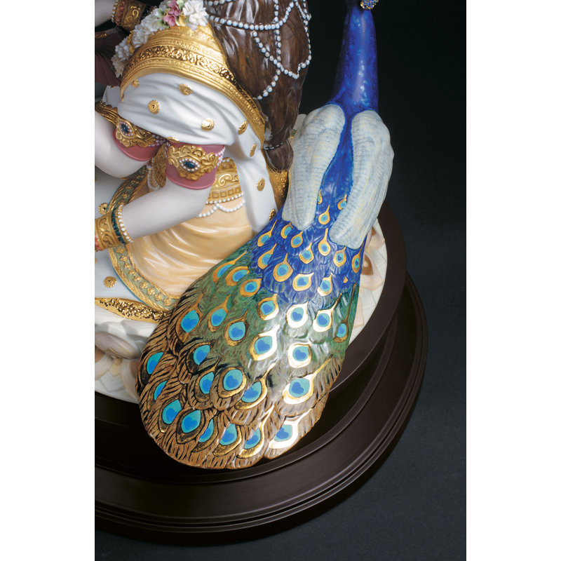 Saraswati Statue