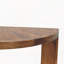 Table basse demi-lune en chêne ambré