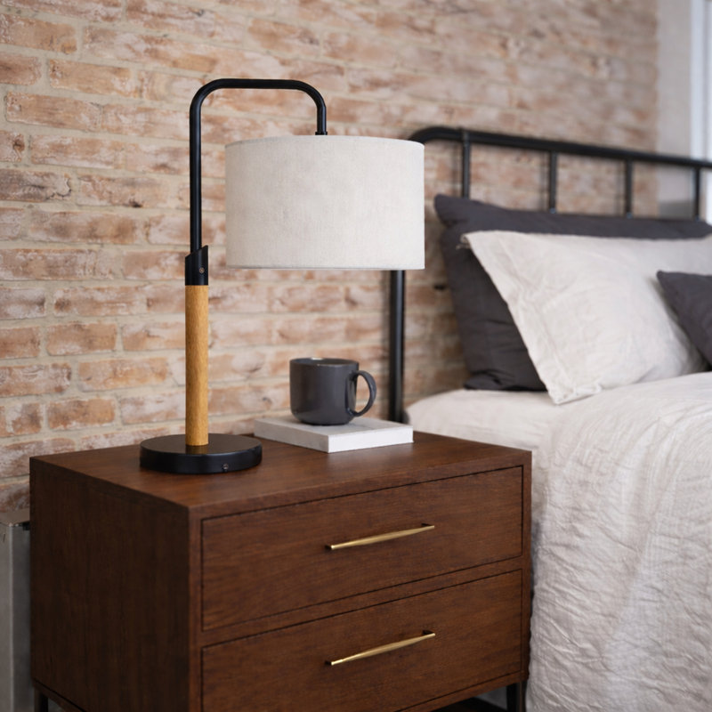 PANIZ SIMPLE TABLE LAMP WITH CYLINDER SHADE