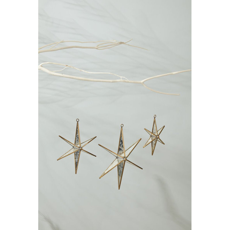 Ornements des Fêtes, H 6,5 po x l 6 po x P 1,75 po