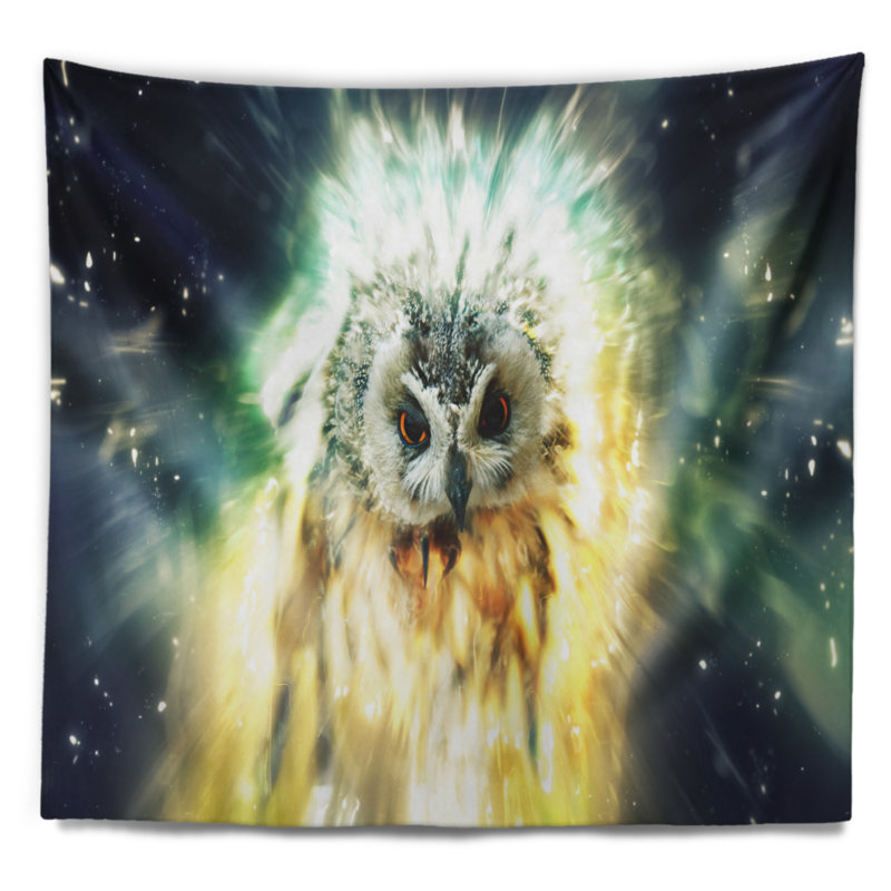 Hibou sur une tapisserie colorée, H 32 po x l 39 po
