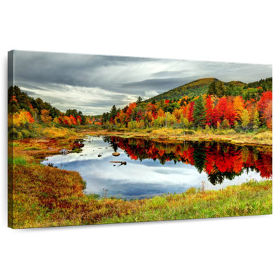 Alvord White Mountains Lake In Fall