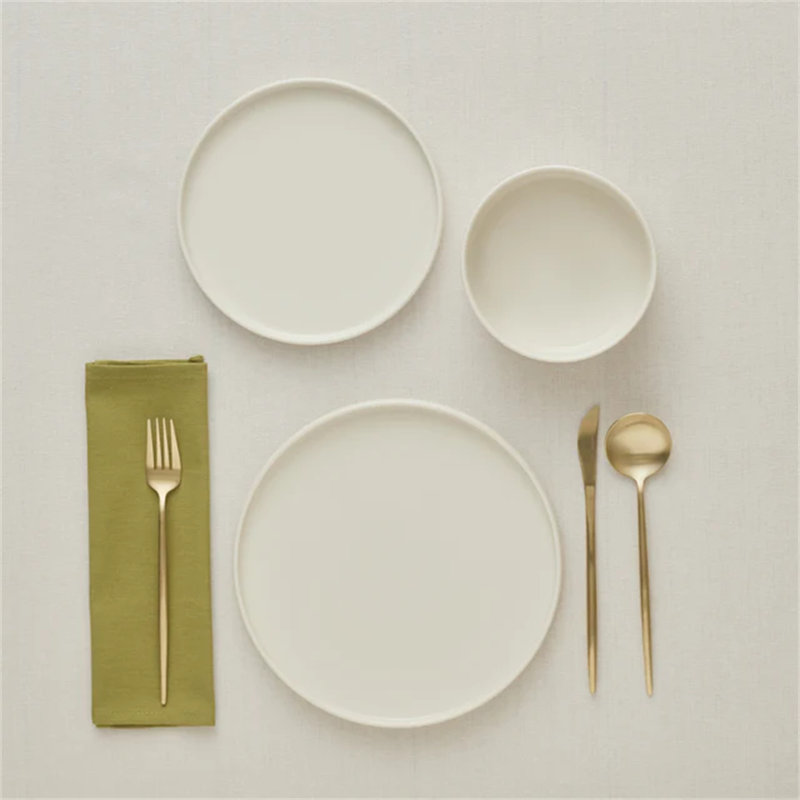 Bone China Dinnerware Set 18 Piece - Service for 6