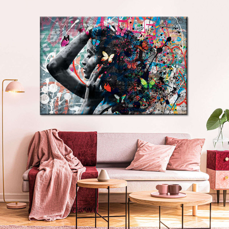 «Woman with Butterflies», reproduction sur toile, H 24 po x l 36 po x P 1,25 po