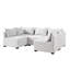 Chaise contemporaine, structure en bois massif foncé, coussins de talon amovibles, supports pour accoudoirs modernes, accoudoir