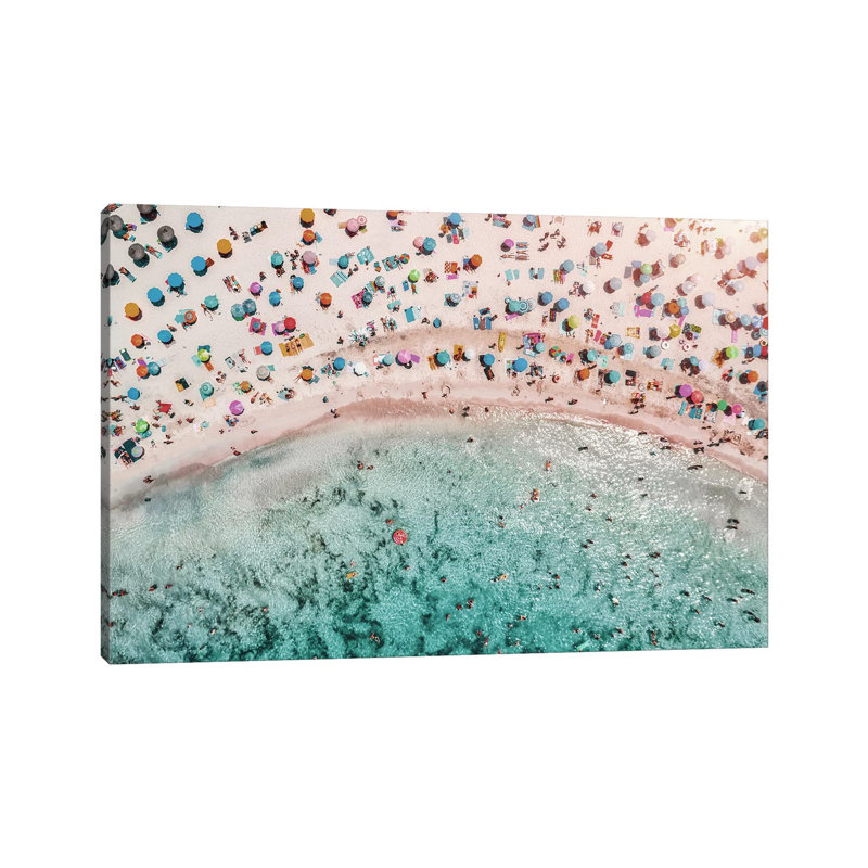 «Beachy» par Honeymoon Hotel - impression, Pas de tapis, H 26 po x l 40 po x 1,5 po, Toile tendue