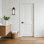 Porte intérieure standard en bois creux à 2 panneaux apprêtés de style Shaker sans trou