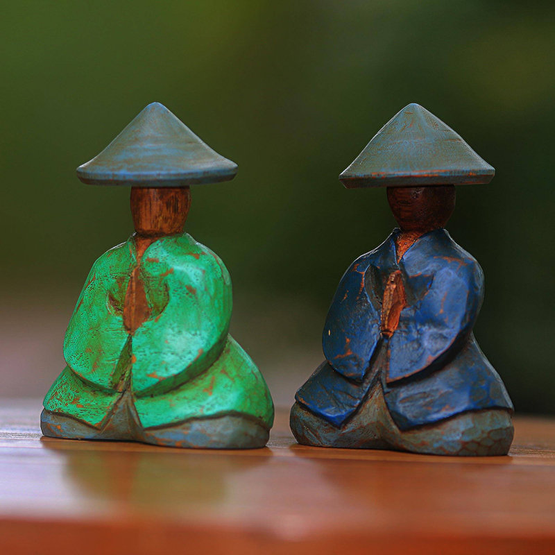 Figurine Novica