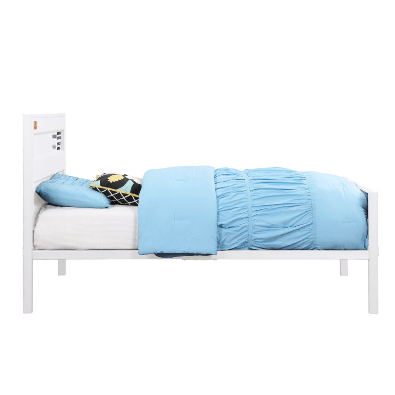 Lit double avec finition cargaison blanche, structure en métal et panneaux encastrés, conception de contenant, pieds droits, 21 lattes, aucun sommier requis, poids du produit 76 lb, poids du colis de 84 lb