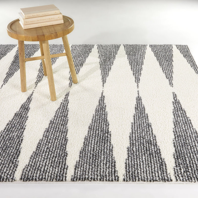 Atziri Striped Indoor Rug, Rectangle 5'3" x 7'