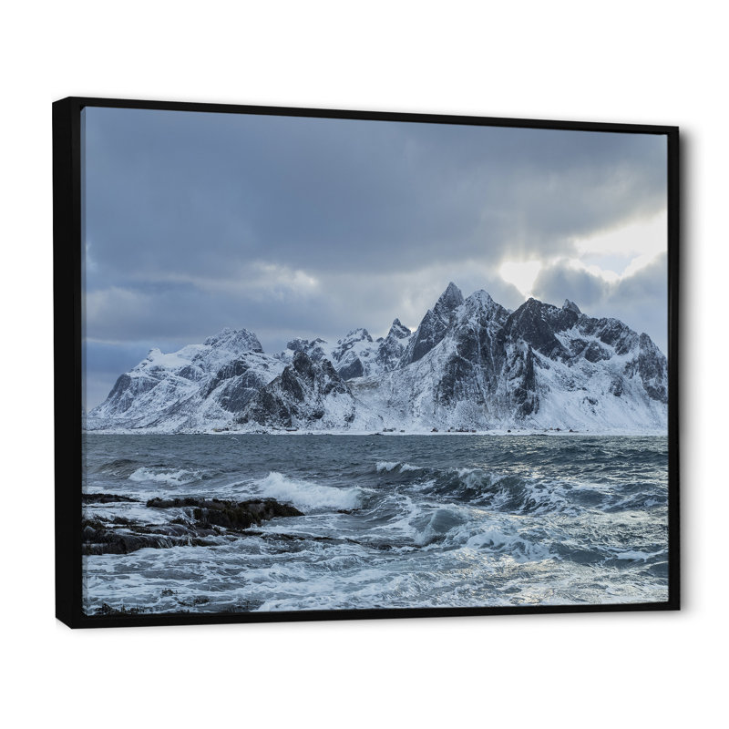 Dans le désert de l'Alaska I, H 12 po x l 20 po x P 1 po, Cadre flottant noir