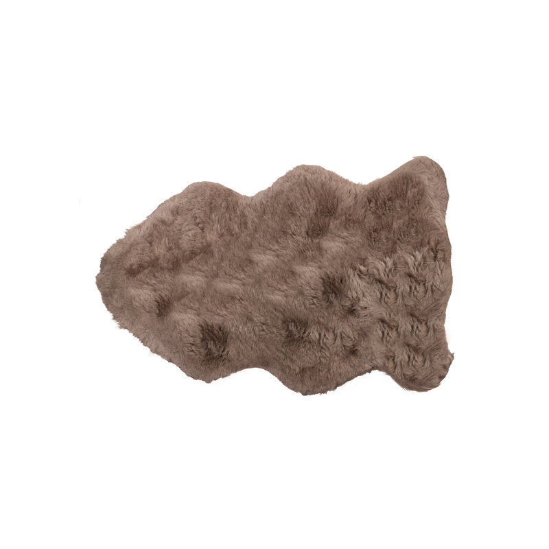 Tapis en peau mouton taupe area Ariah