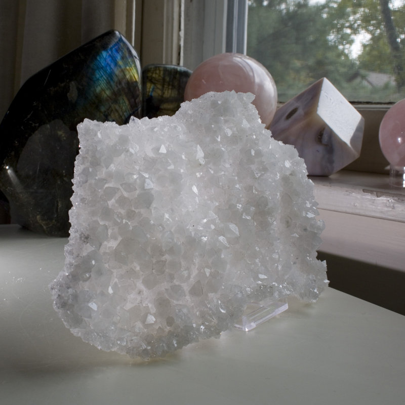 Assiette à double face d'apophyllite scintillante