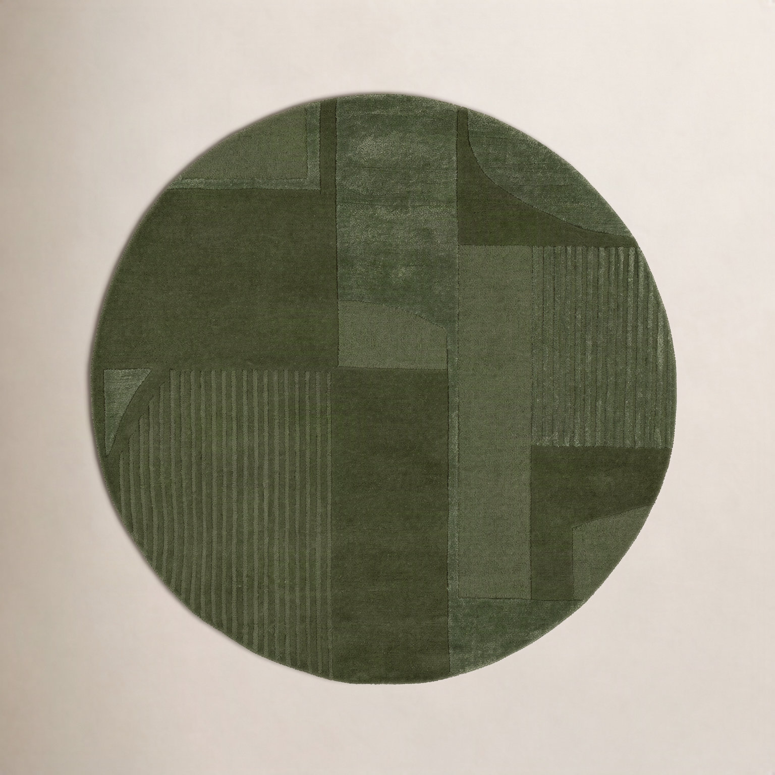 Mesmer Hand-Tufted Geometric Wool Rug, Round 4'