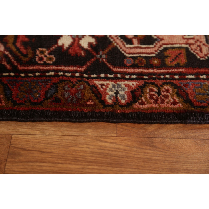 Tapis rouge en laine noué à la main de conception unique de style années 70 9 pi 8 po x 12 pi 9 po Heriz