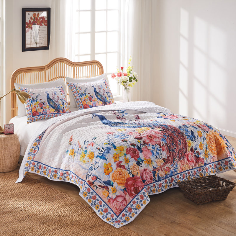 Huntington Blue King Microfiber Reversible Quilt Set
