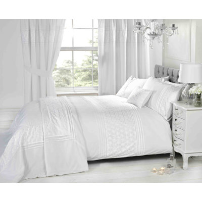Niagara Cotton Blend No Pattern Duvet Cover with Pillowcases