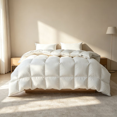 Housse de couette luxueuse en duvet synthétique pour couette toute l'année, édredon toutes saisons.